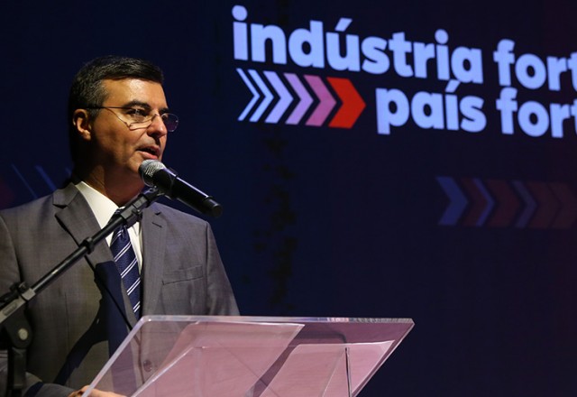 Em evento do Dia da Indústria, dados revelam queda nos investimentos do setor