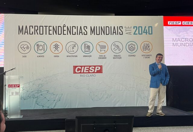 Presidente do Ciesp Rafael Cervone palestra em Rio Claro sobre Macrotendências Mundiais até 2040