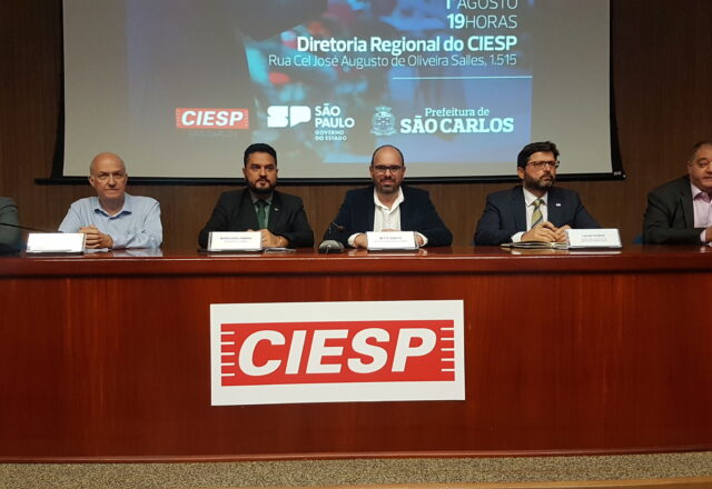 Encontro no Ciesp discute exportação na indústria regional e o papel do aeroporto de São Carlos