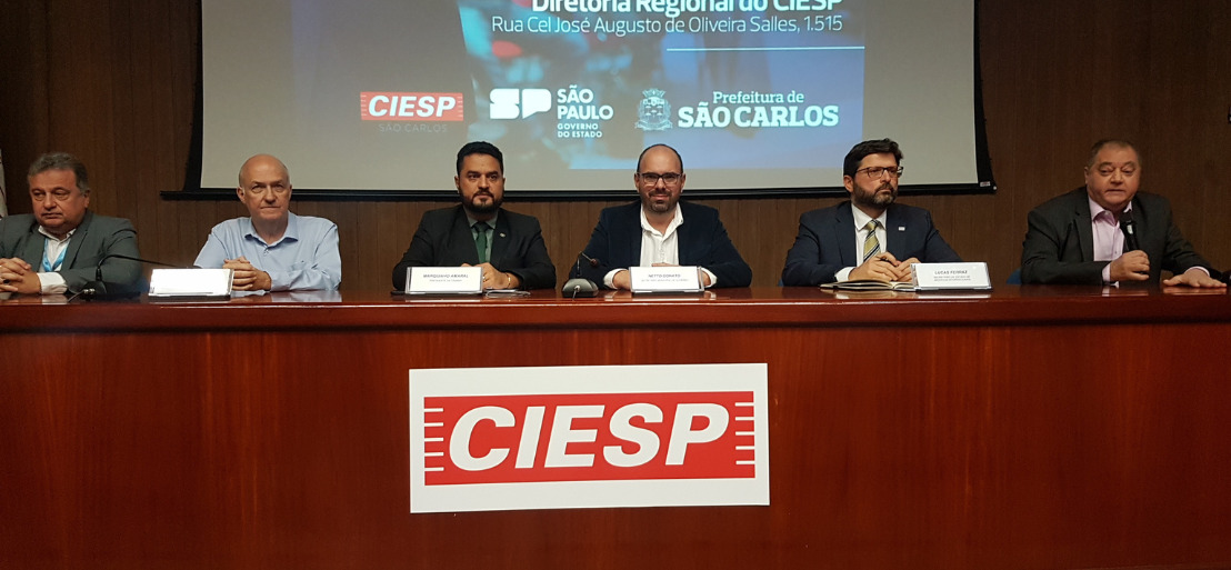 Internacionalização - Encontro discute exportação na indústria regional e o papel do aeroporto de São Carlos