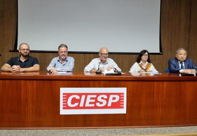 Encontro no CIESP aborda os impactos da Reforma Tributária e das alterações trabalhistas no setor industrial