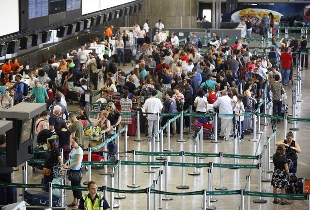 Aeroporto de Guarulhos terá sensores de ponta para revistar passageiros após doação dos EUA