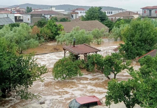 “Meses de chuva num único dia”: Grécia tem inundações provocadas por tempestade