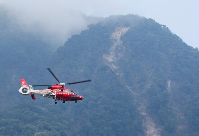 Helicóptero resgata mineiros em Taiwan após terremoto…